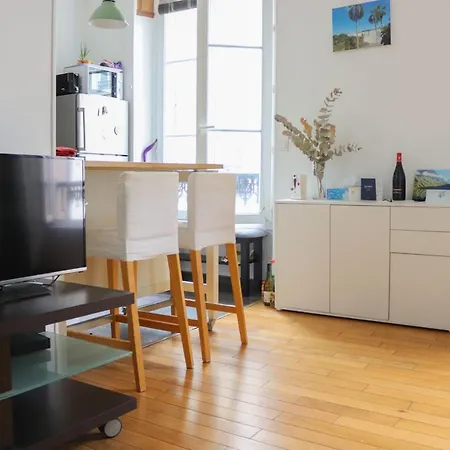 Apartment Beautiful Close By The Moulin Rouge *